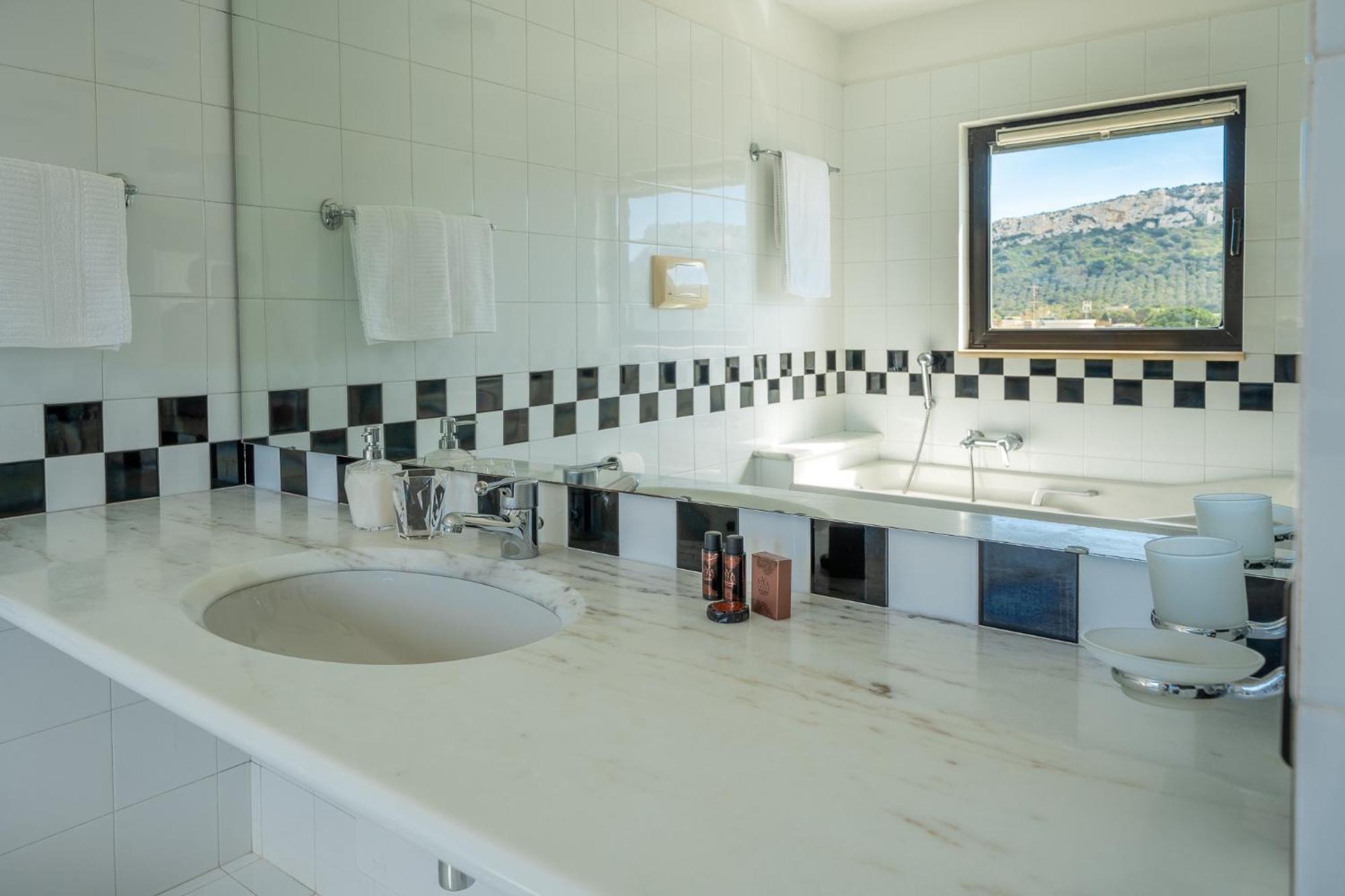 Attico Sul Poetto Apartment Cagliari Bagian luar foto