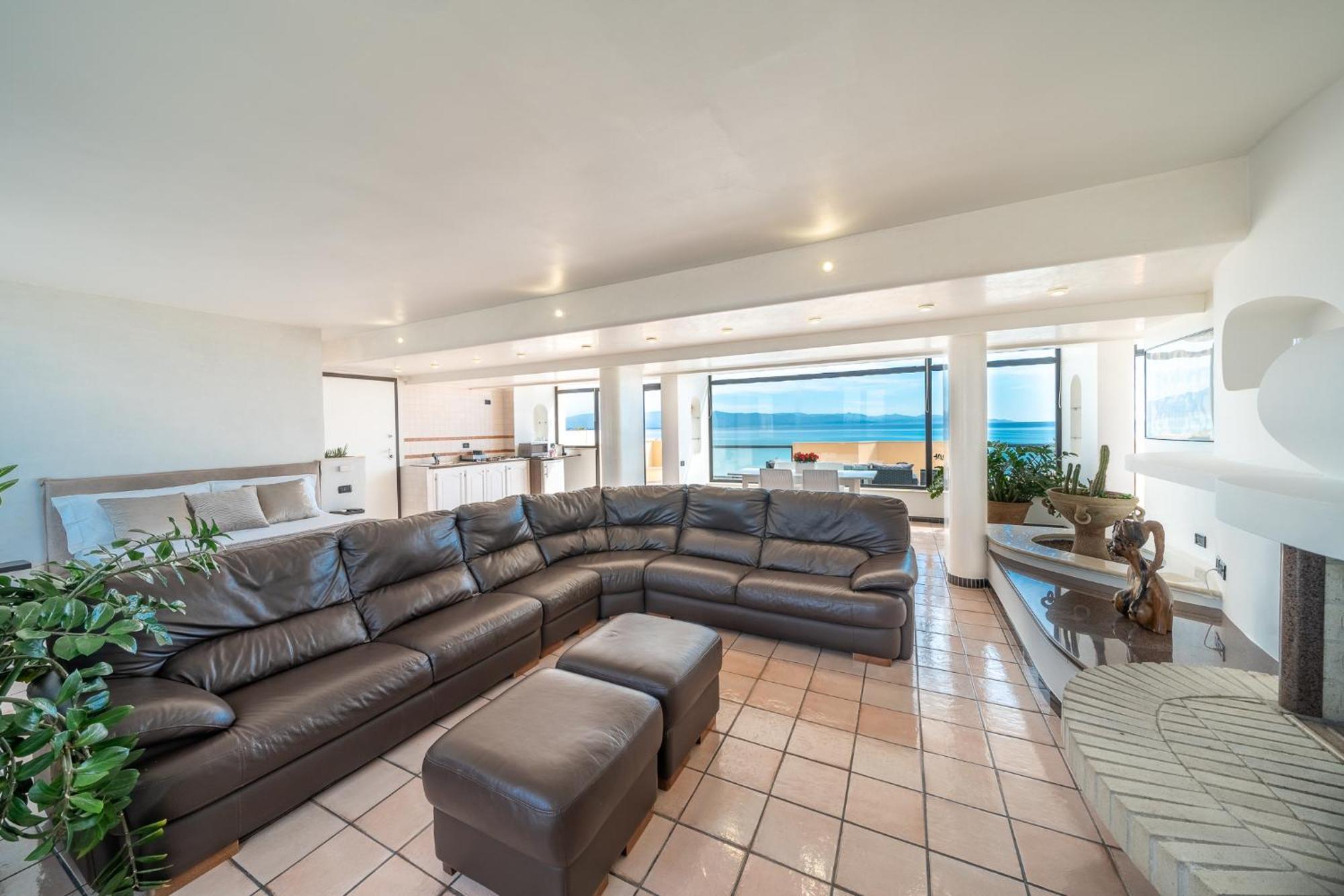 Attico Sul Poetto Apartment Cagliari Bagian luar foto